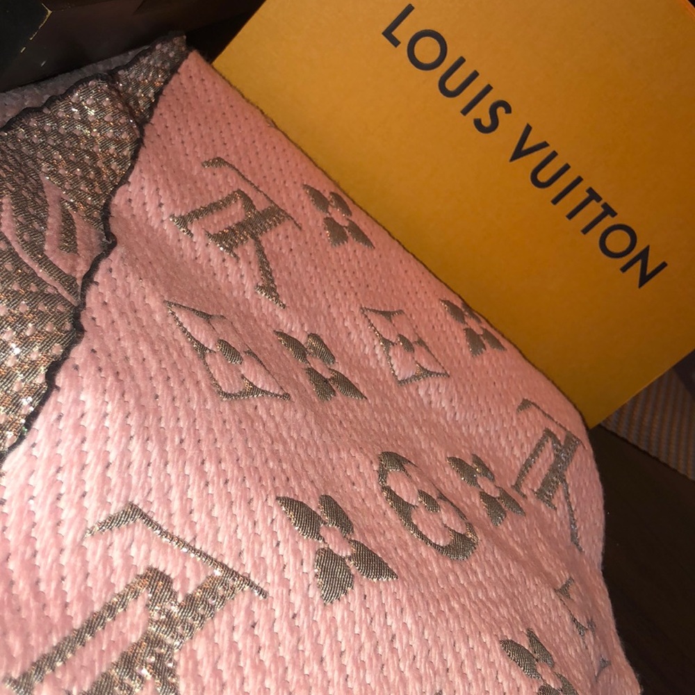 Authentic Louis Vuitton Scarf